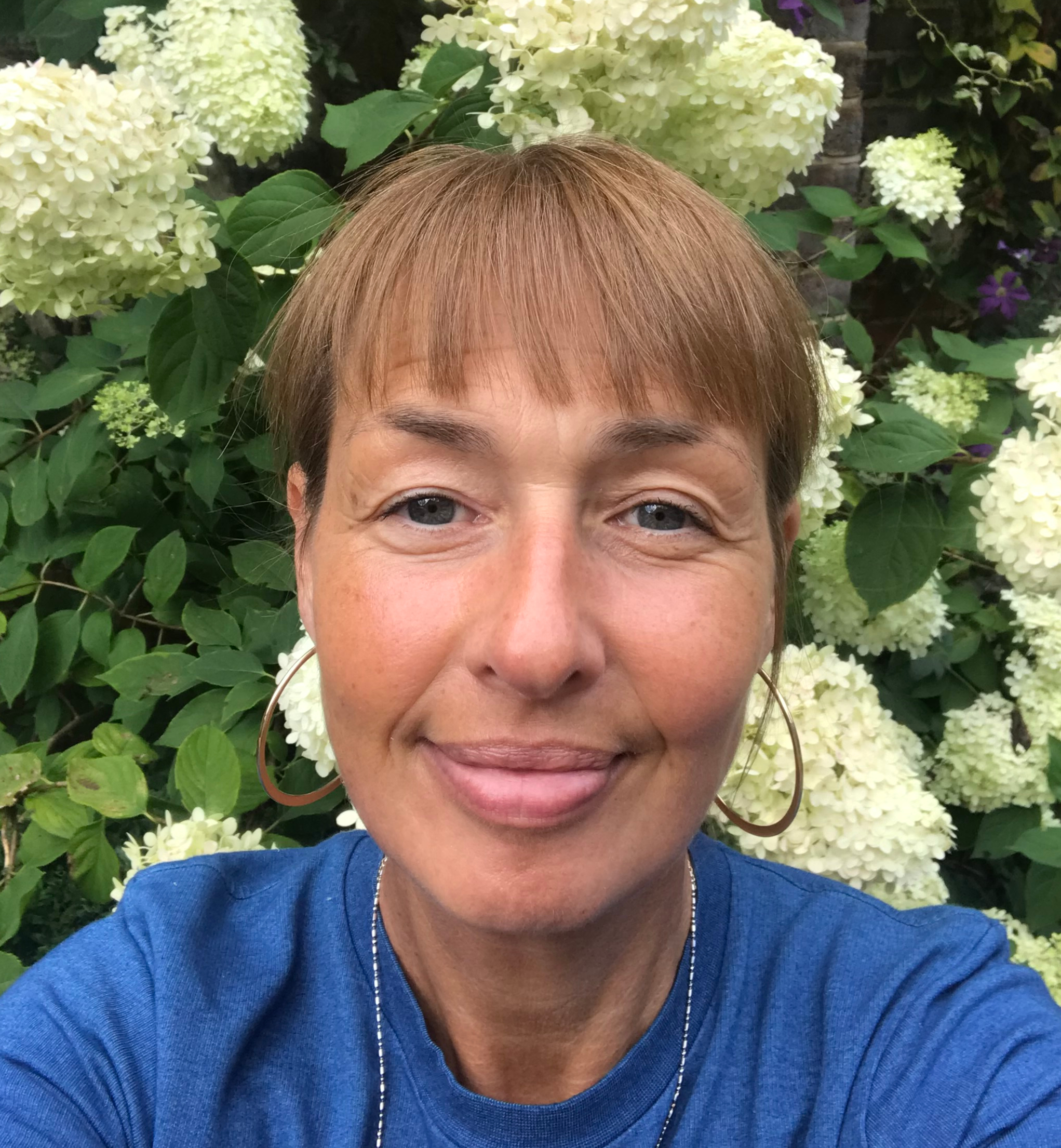 Debbie Russell - Online Business Manager (OBM) and Virtual Assistant (VA)